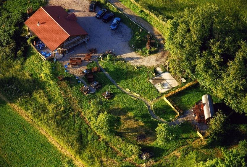 Le Chalet Du Chemin Et Sa Roulotte Berviller-en-Moselle 외부 사진