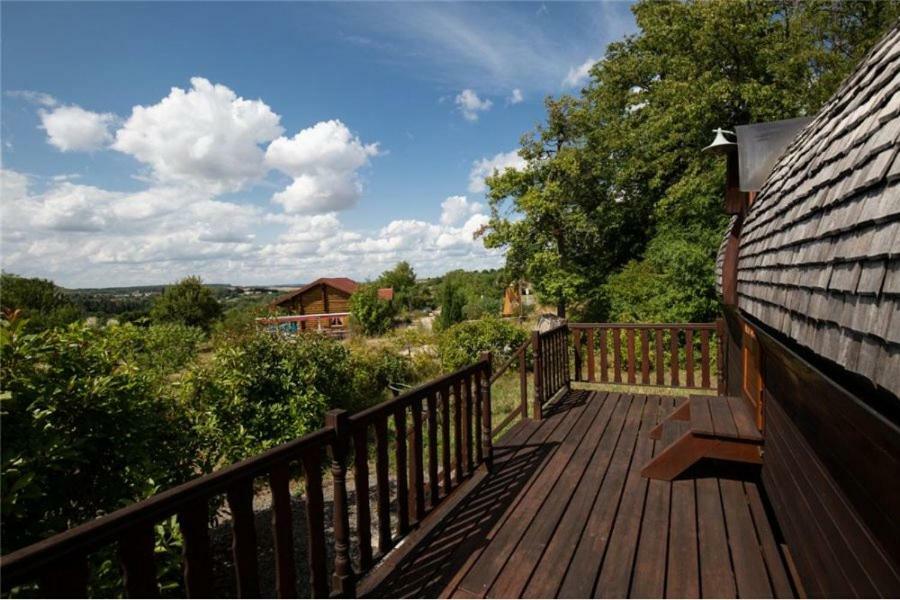Le Chalet Du Chemin Et Sa Roulotte Berviller-en-Moselle 외부 사진
